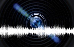 Audiosurveillance quand le son aide l'image pour une sécurité optimale